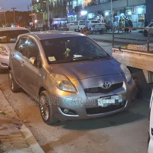 Toyota Yaris 2010 Silver