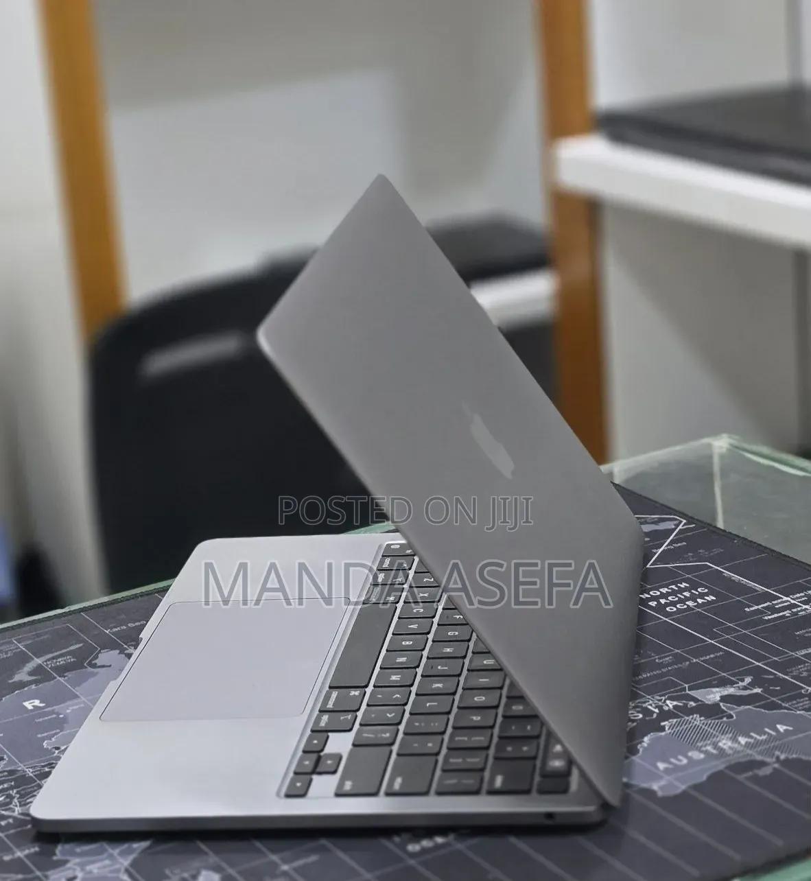 New Laptop Apple MacBook Pro 2020 M1 16GB Apple M1 SSD 256GB