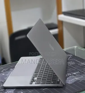 New Laptop Apple MacBook Pro 2020 M1 16GB Apple M1 SSD 256GB