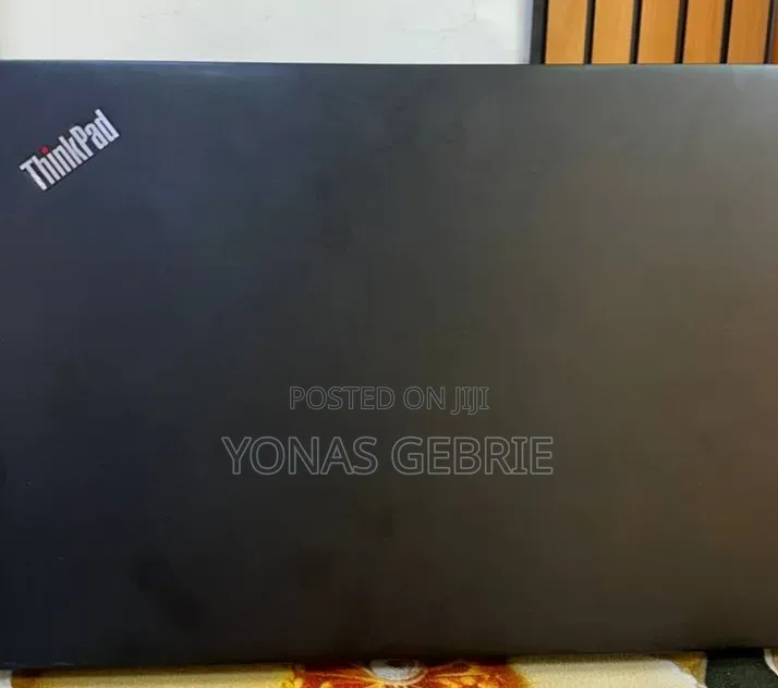 New Laptop Lenovo 8GB Intel Core i5 SSD 512GB