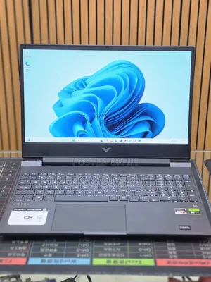 New Laptop HP Victus 15 8GB AMD Ryzen 5 SSD 512GB