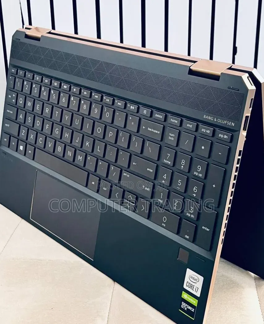 New Laptop HP Spectre 16GB Intel Core i7 SSD 1T