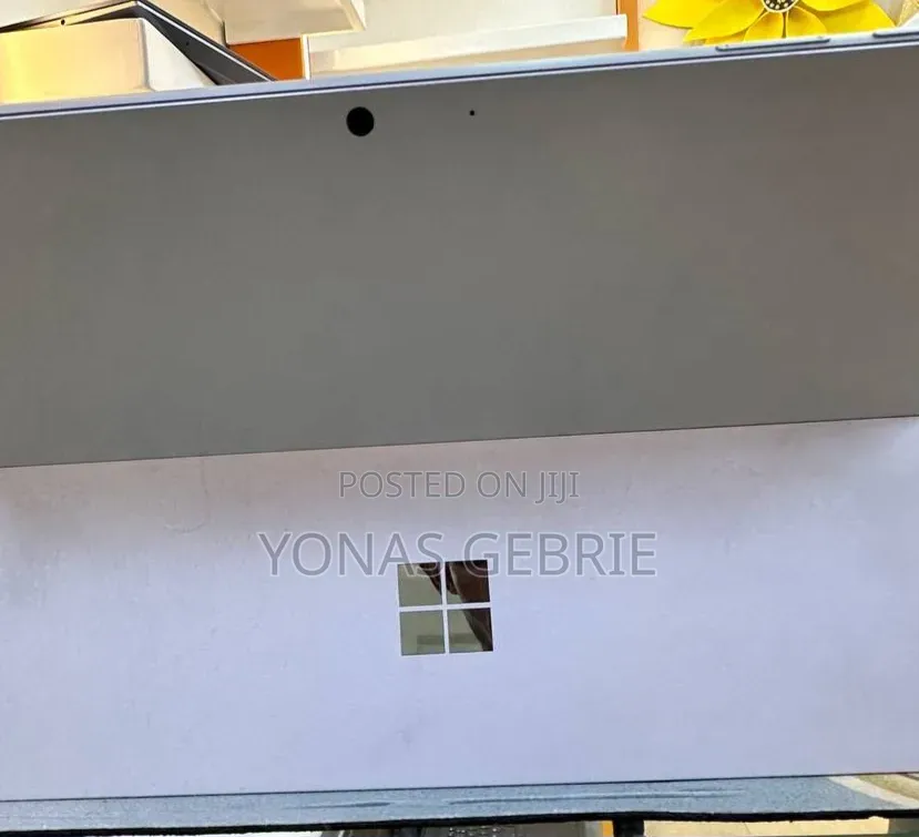 New Laptop Microsoft Surface 16GB Intel Core i7 SSD 512GB
