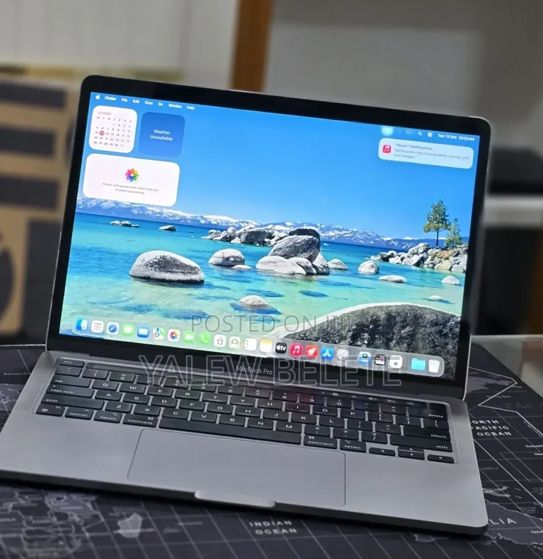 New Laptop Apple MacBook Pro 2020 M1 16GB Apple M1 Pro SSD 256GB
