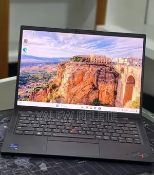New Laptop Lenovo ThinkPad X1 Carbon 16GB Intel Core i7 SSD 512GB