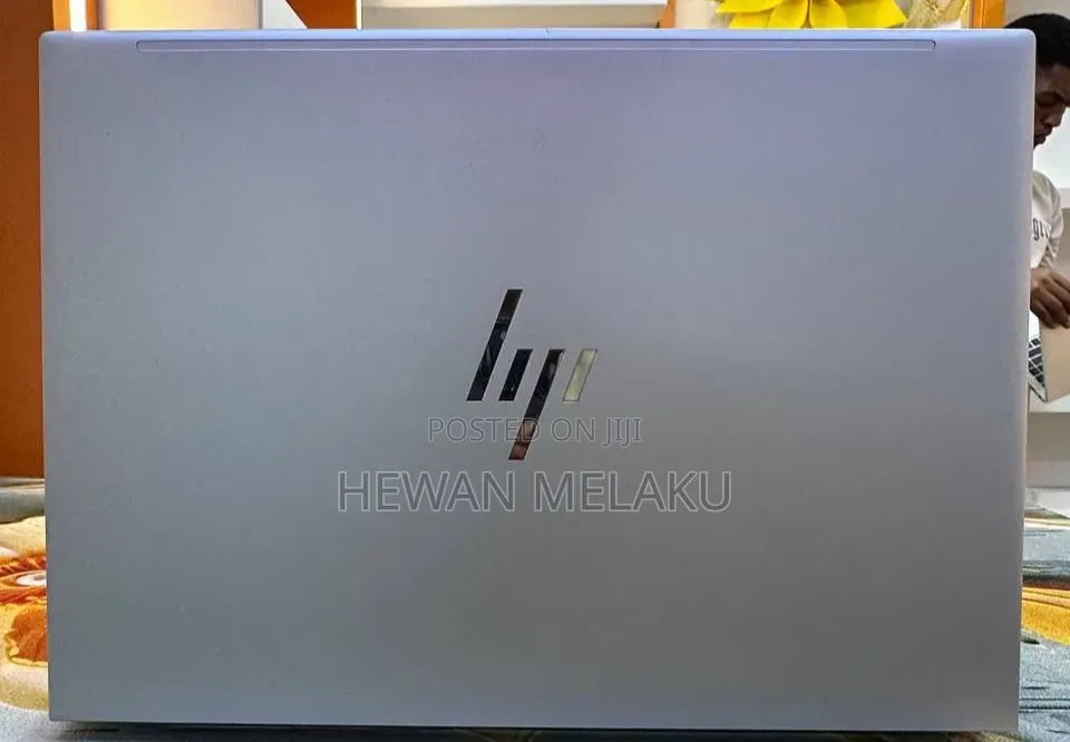 New Laptop HP EliteBook 840 G10 16GB Intel Core i7 SSD 512GB