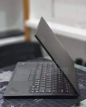 New Laptop Lenovo ThinkPad X1 Carbon 16GB Intel Core i7 SSD 512GB
