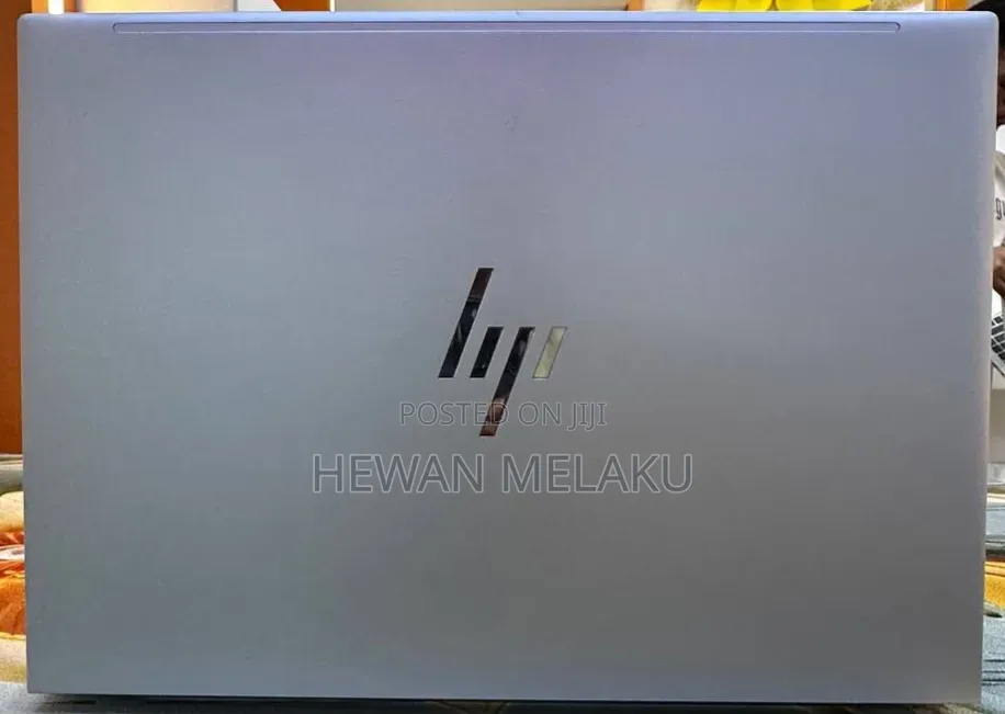 New Laptop HP EliteBook 840 G10 16GB Intel Core i7 SSD 512GB