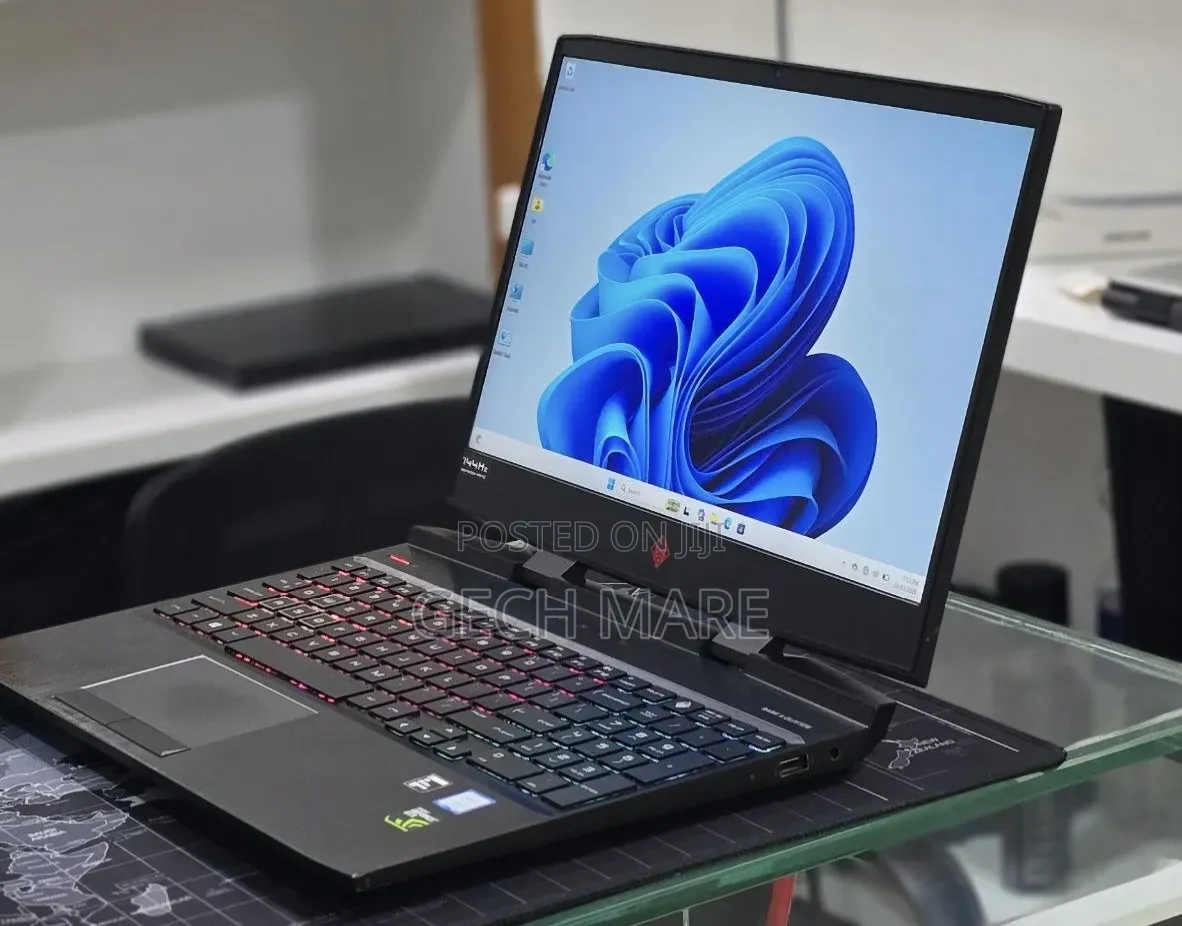 New Laptop HP Omen 15 16GB Intel Core i7 SSD 128GB