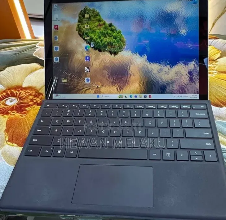 New Laptop Microsoft Surface Pro 7 16GB Intel Core i7 SSD 512GB