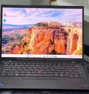 New Laptop Lenovo ThinkPad X1 Carbon 16GB Intel Core i7 SSD 512GB