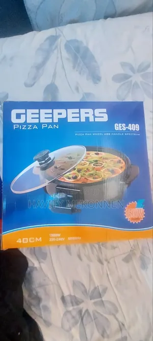GREEPS Pizza Pan