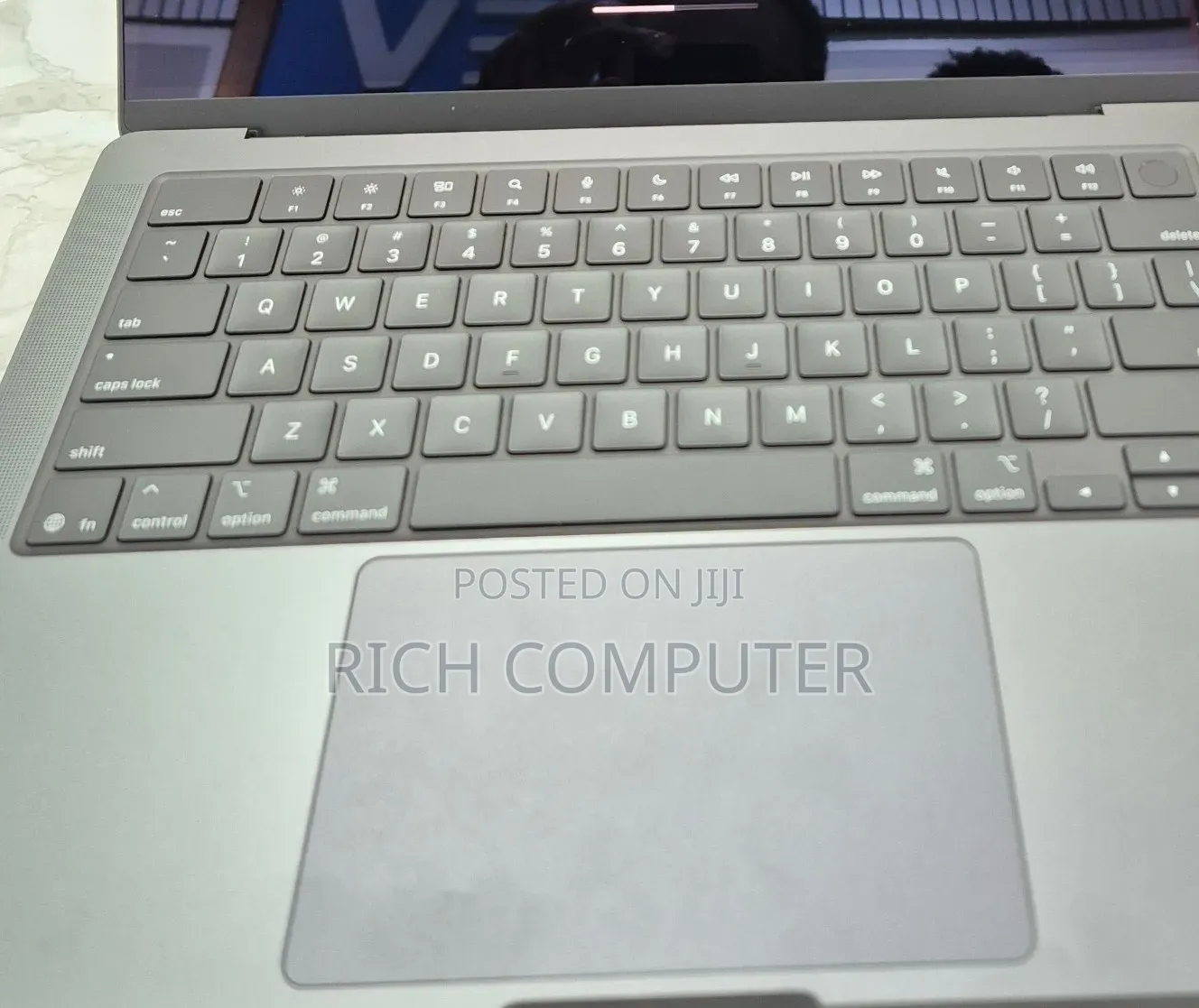 New Laptop Apple MacBook Pro 16GB Apple M5 SSD 1T