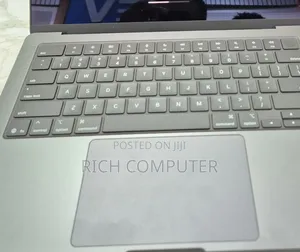 New Laptop Apple MacBook Pro 16GB Apple M5 SSD 1T