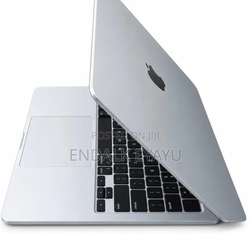 New Laptop Apple MacBook Air 2025 M4 16GB Apple M4 SSD 512GB