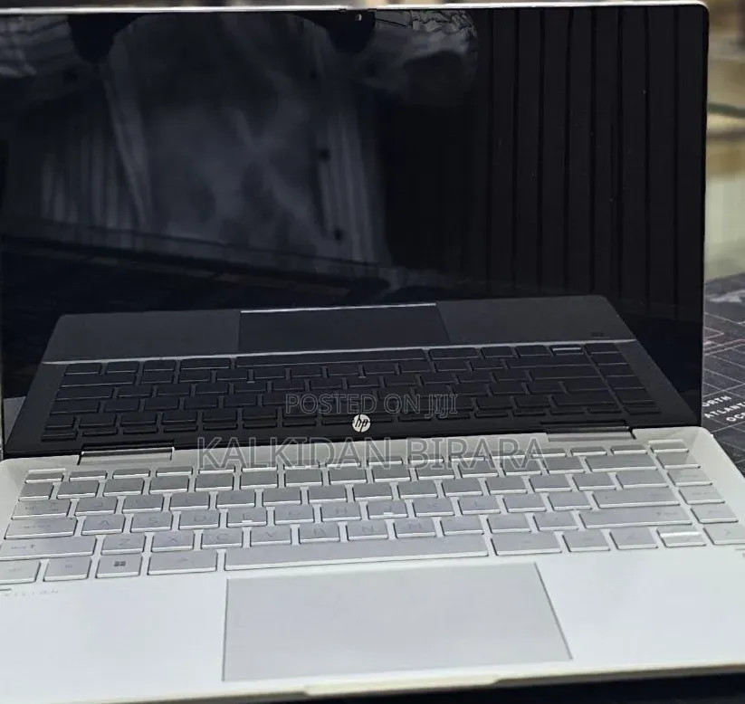 New Laptop HP Pavilion x360 16GB Intel Core i7 SSD 1T