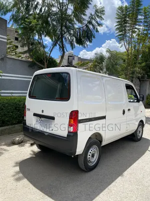 Suzuki Eeco 2025 White