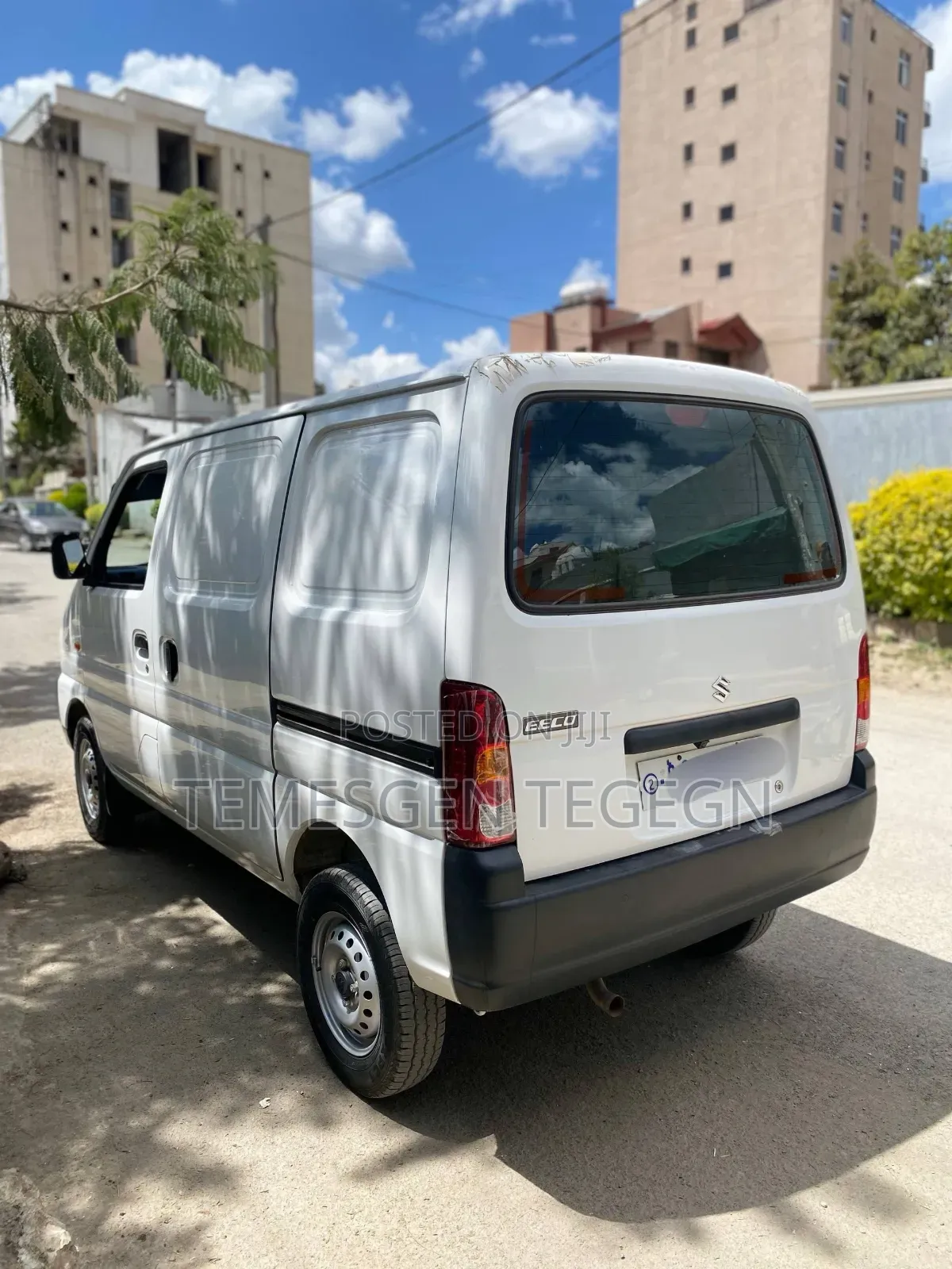 Suzuki Eeco 2025 White