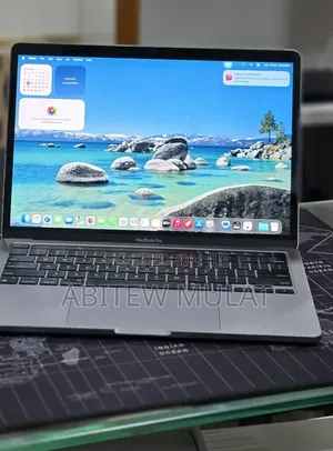 New Laptop Apple MacBook Pro 2020 M1 16GB Apple M1 SSD 256GB