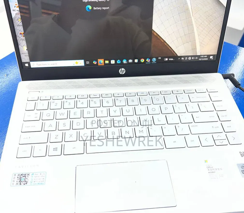 New Laptop HP Pavilion 15 8GB Intel Core i5 SSD 512GB