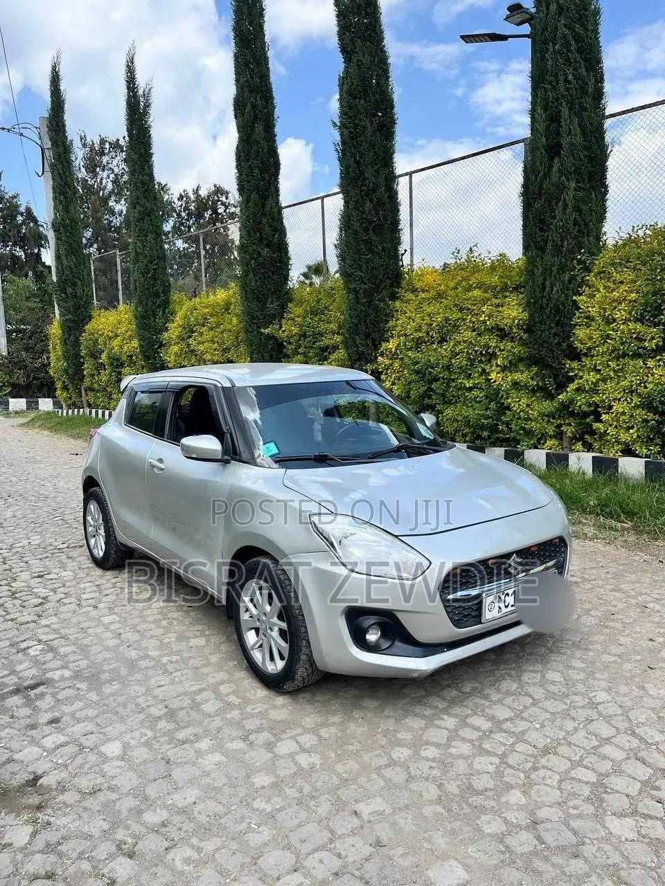 Suzuki Swift 2022 Silver