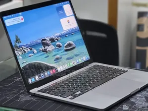 New Laptop Apple MacBook Pro 2020 M1 16GB Apple M1 SSD 256GB