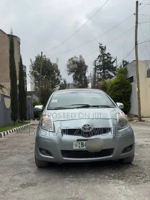 Toyota Yaris 2009 Silver