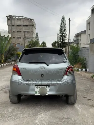 Toyota Yaris 2009 Silver
