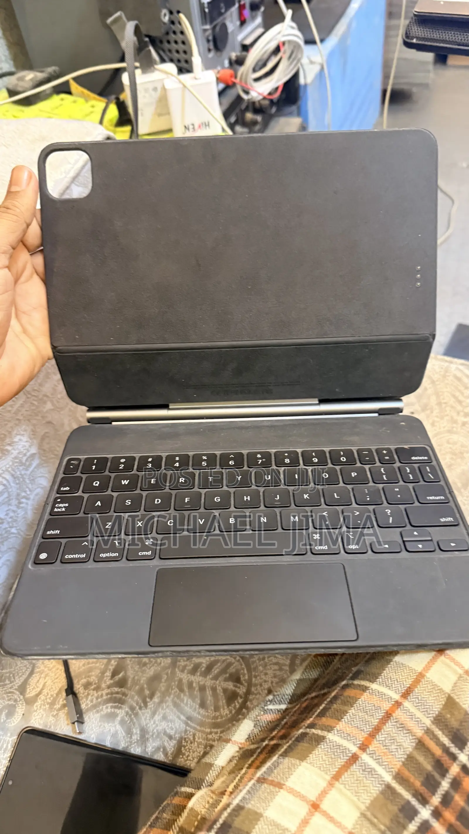 Apple iPad Keyboard