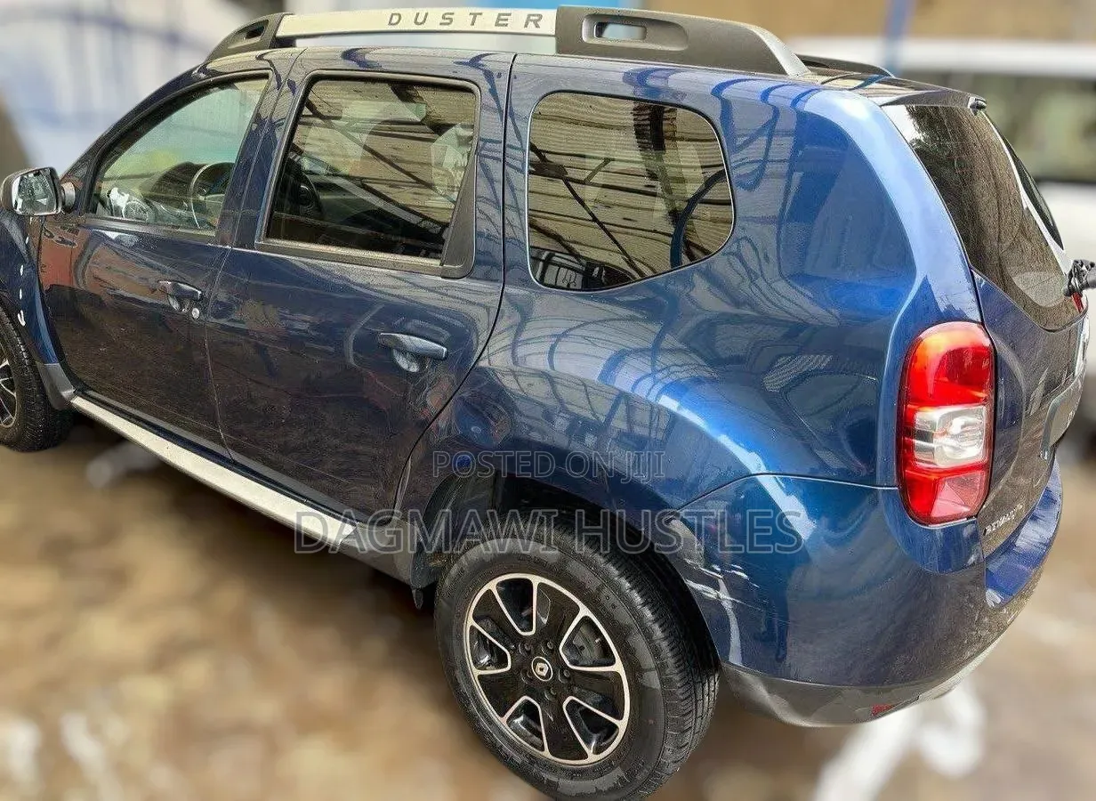 Renault Duster 2017 Blue