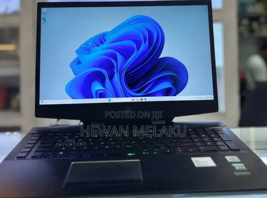 New Laptop HP Omen 17 16GB Intel Core i7 SSD 512GB