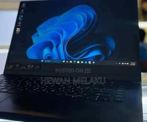New Laptop Asus ROG Zephyrus G15 16GB AMD Ryzen 7 SSD 512GB