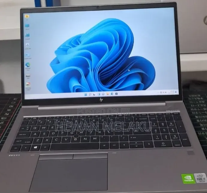 New Laptop HP ZBook 15 16GB Intel Core i7 SSD 512GB