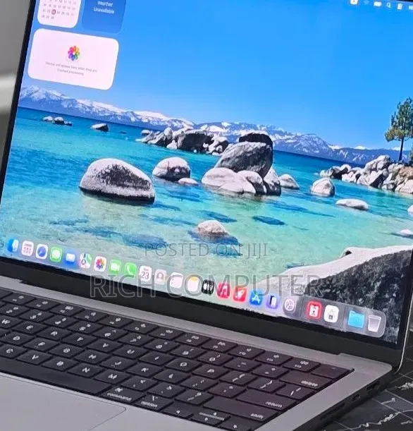 New Laptop Apple MacBook Pro 2021 M1 16GB Apple M1 SSD 512GB