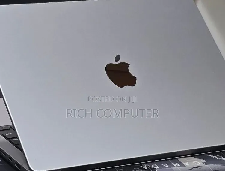 New Laptop Apple MacBook Pro 2021 M1 16GB Apple M1 SSD 512GB