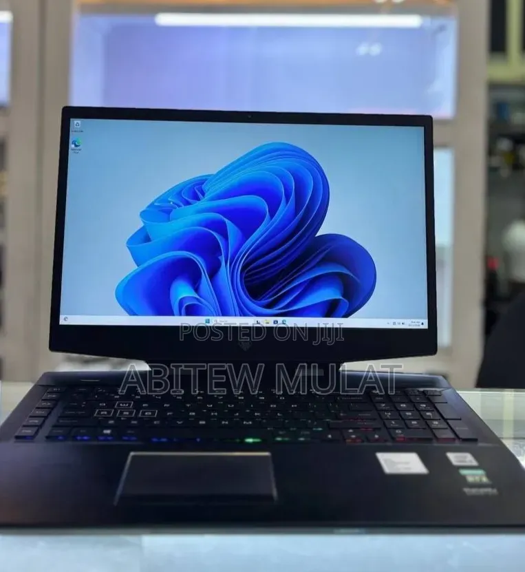New Laptop HP Omen 17 16GB Intel Core i7 SSD 512GB