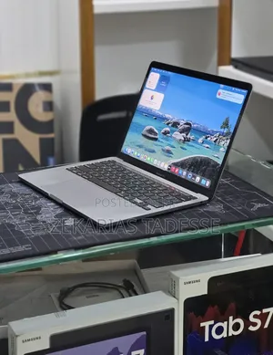 New Laptop Apple MacBook Pro 2021 M1 16GB Apple M1 SSD 256GB