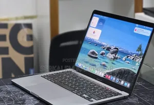 New Laptop Apple MacBook Pro 2020 M1 16GB Apple M1 SSD 256GB