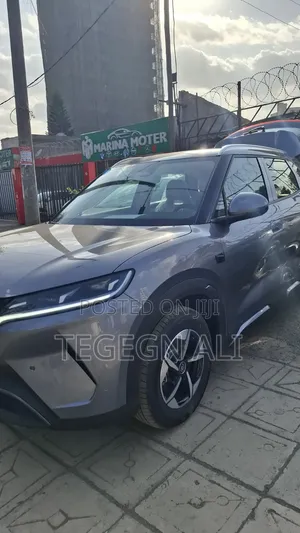 BYD Yuan Up 2025 Gray