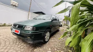 Volkswagen Polo 1.4 2001 Green