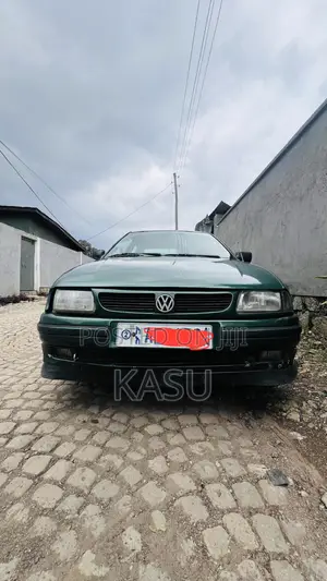 Volkswagen Polo 1.4 2001 Green