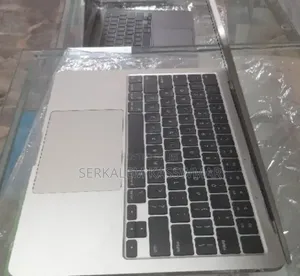 New Laptop Apple MacBook Air 2022 M2 16GB Apple M2 SSD 1T