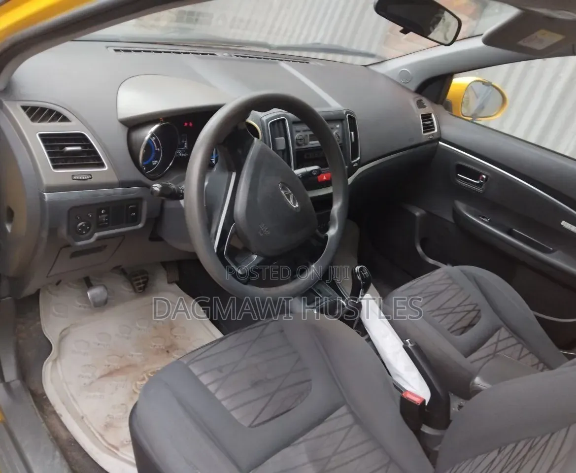 Chery Arrizo 3 1.5 FWD 2020 Yellow