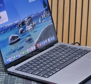 New Laptop Apple MacBook 16GB Apple M1 Pro SSD 512GB