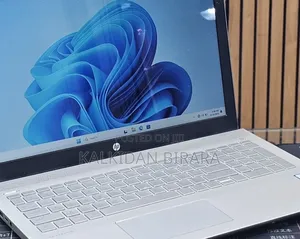New Laptop HP Pavilion 15 8GB Intel Core i5 HDD 1T