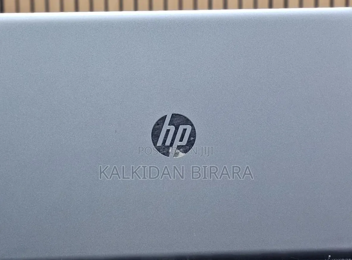 New Laptop HP Pavilion 15 8GB Intel Core i5 HDD 1T