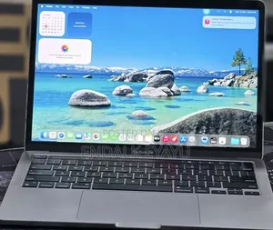 New Laptop Apple MacBook Pro 2021 M1 16GB Apple M1 Pro SSD 256GB