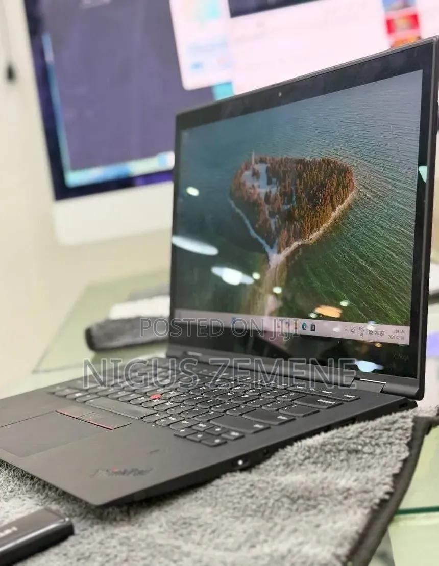 New Laptop Lenovo ThinkPad X1 Yoga 8GB Intel Core i5 SSD 256GB