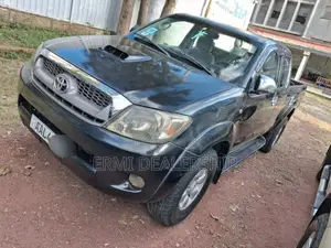 Toyota Hilux 2008 Black