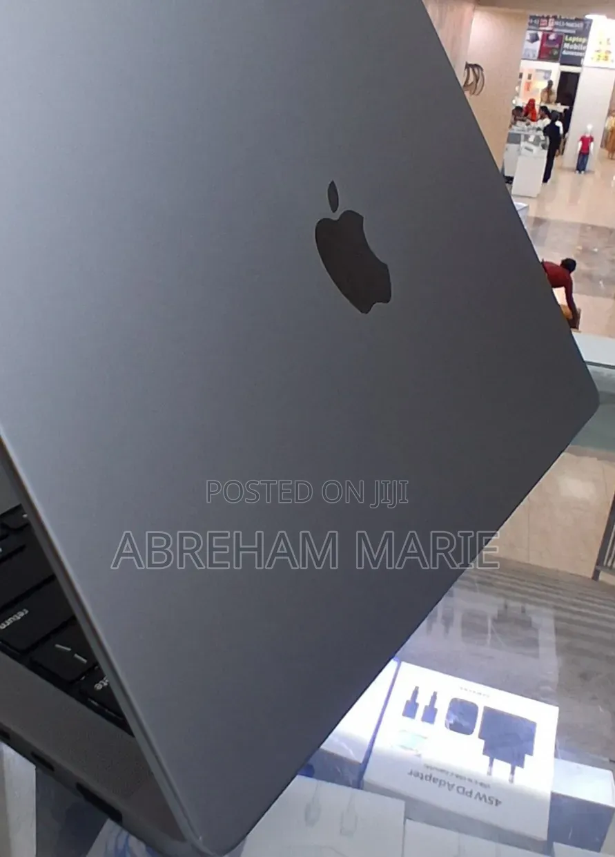 New Laptop Apple MacBook Pro 2021 M1 Max 32GB Apple M1 Max SSD 512GB